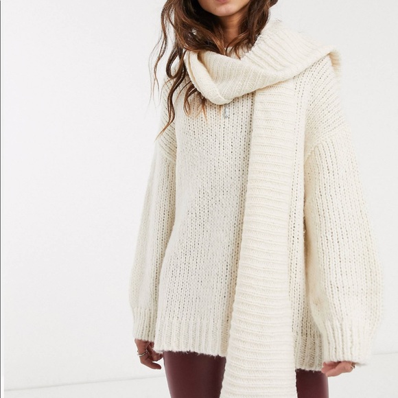 Bershka sweater with scarf - Picture 3 of 6